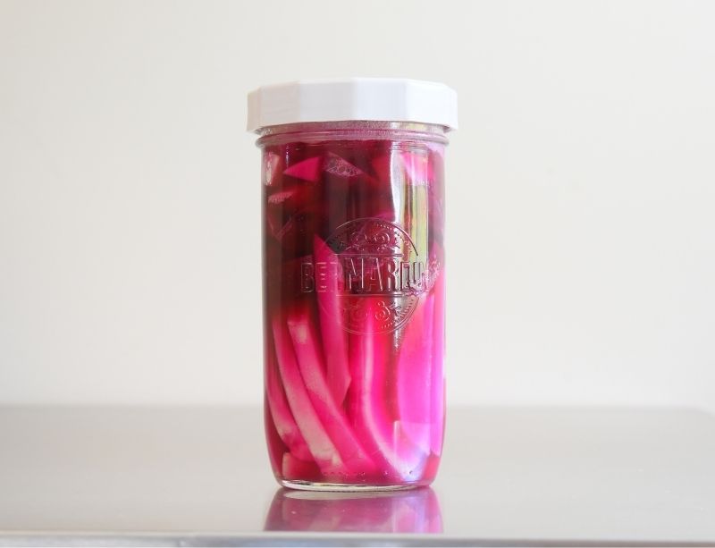 Recipe for Lebanese Lacto-Fermented Pink Turnips