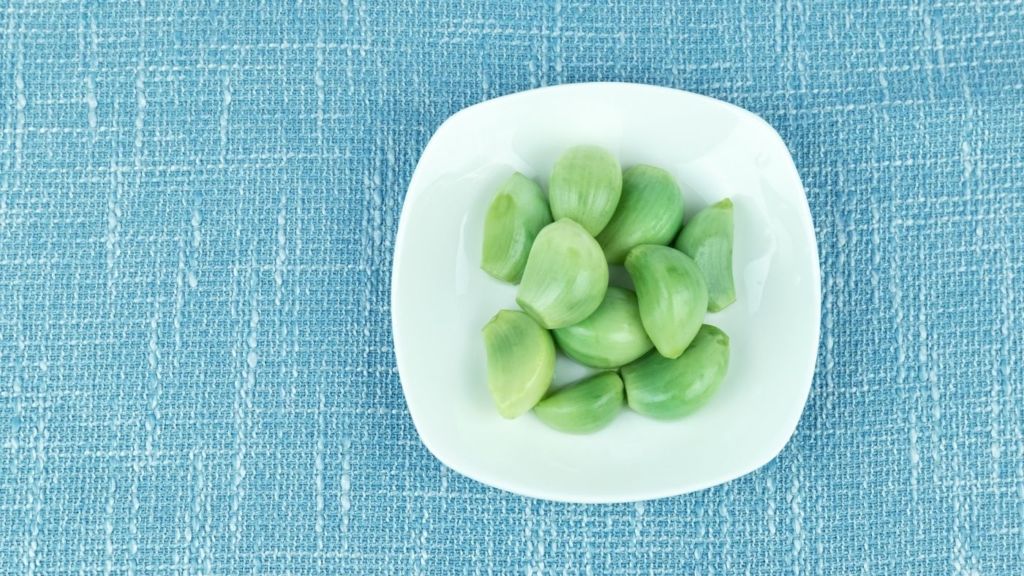 Why Does Fermenting Garlic Turn Blue (or Green)?