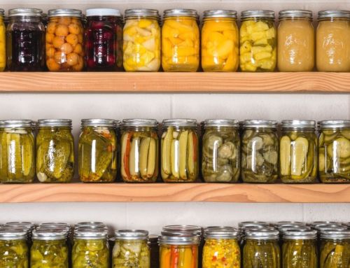 What is the Difference Between Fermentation and Pickling